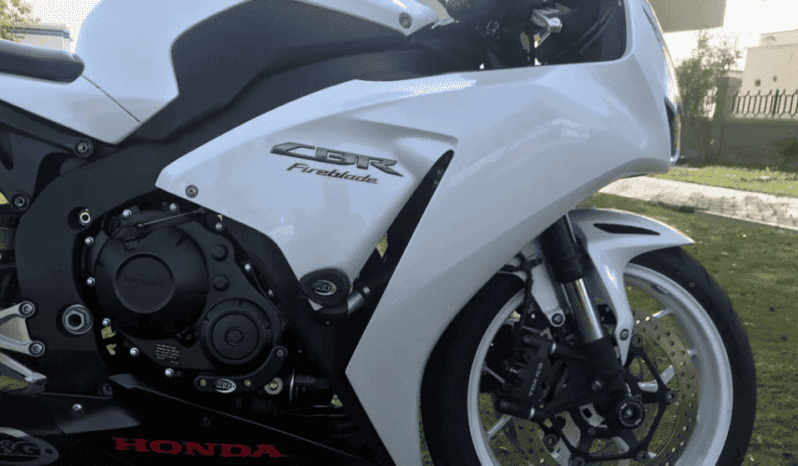 
								2014 Honda CB1000R full									